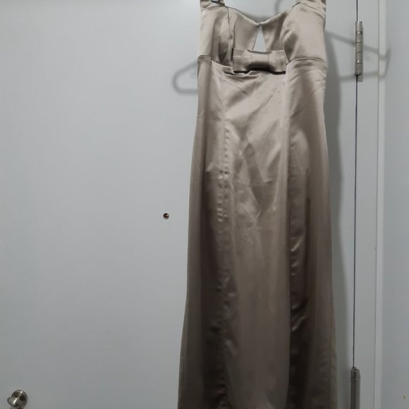 Bebe Silver Halter Evening Dress - XS (NWOT) - Picture 3 of 4